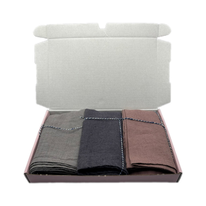 Rosa Geschenkbox "Graphite Shades" mit 3 Leinen Geschirrtüchern