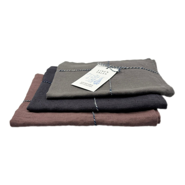 Rosa Geschenkbox "Graphite Shades" mit 3 Leinen Geschirrtüchern