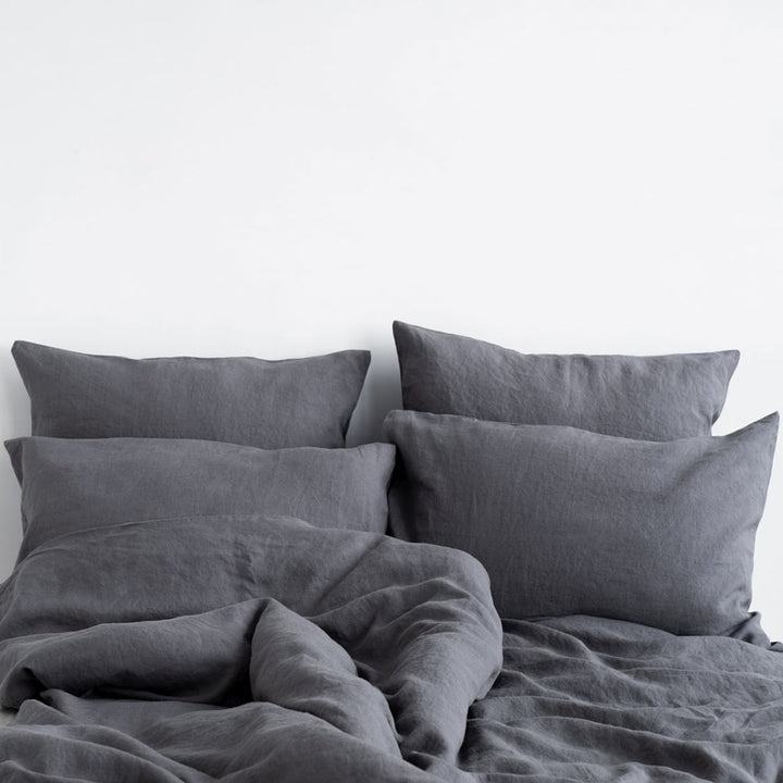Linen Tales Kopfkissenbezug Leine Dark Grey dunkelgrau 40x80 80x80 nordery