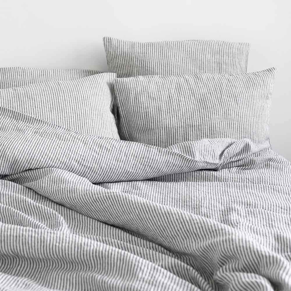 Linen Tales – Getaggt