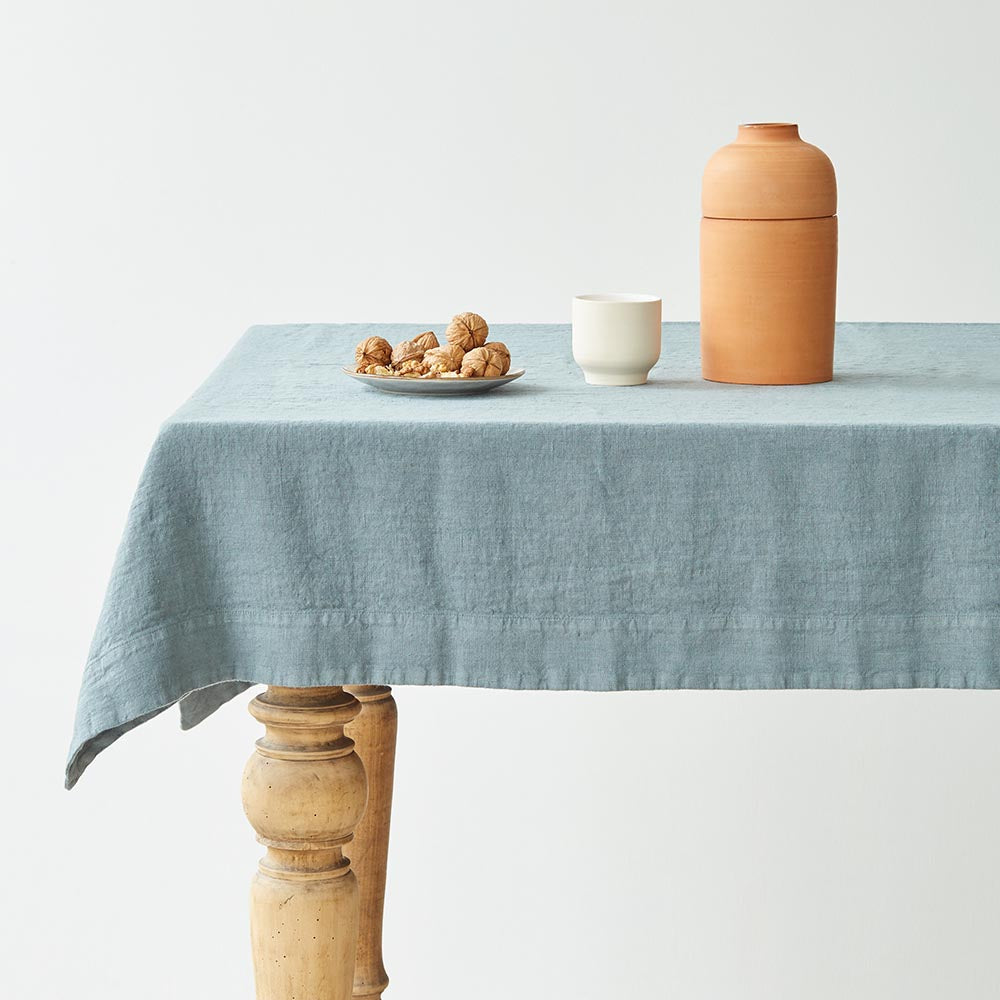 Linen Tales Leinen Tischdecke Blue Fog nebelblau nordery
